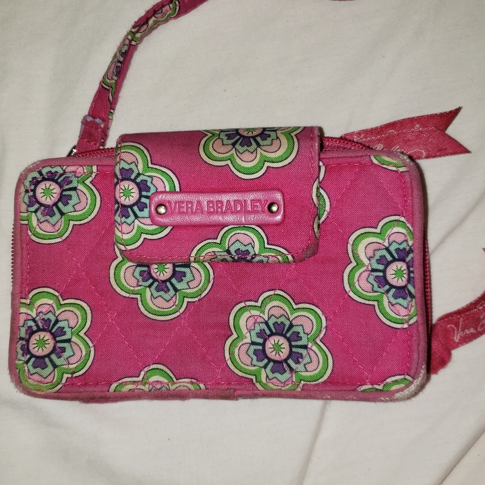 Vera Bradley wallet/wristlet with phone pocket